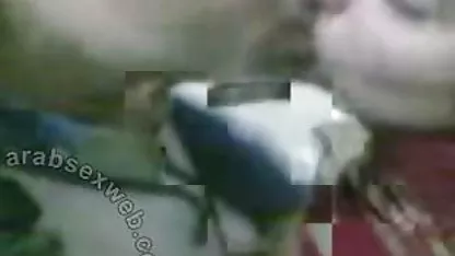 افشای گربه او را به یک زن, دسته بندی کانال و گروه سکسی تلگرام پستان